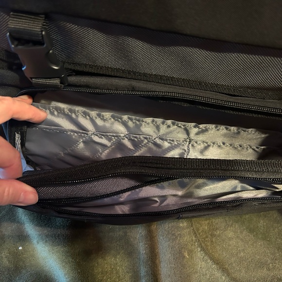 Targus Mobile Elite Laptop Bag - Picture 6 of 7